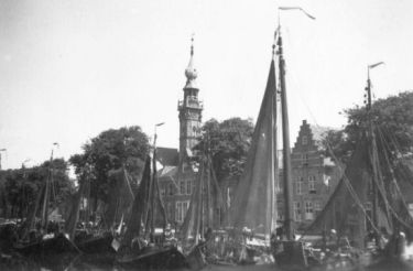 De vissersvloot te Veere in de eerste oorlogsjaren.